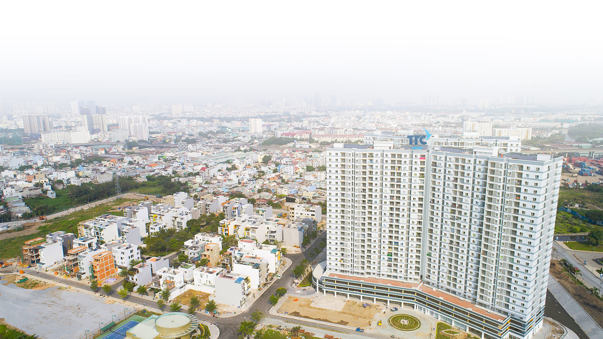 PHÁT TRIỂN ĐỊA PHƯƠNG